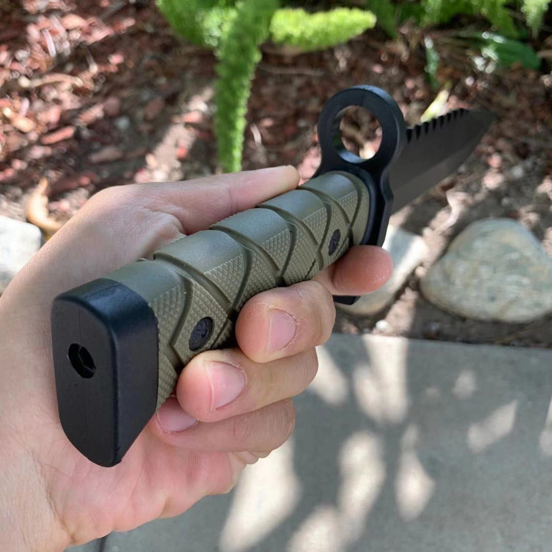 36.5125cm Full Tang Black Hunting Bowie Knife 3