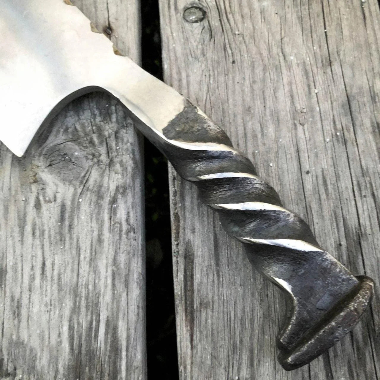 40.64cm_Gut_Hook_Fixed_Blade_Machete 3