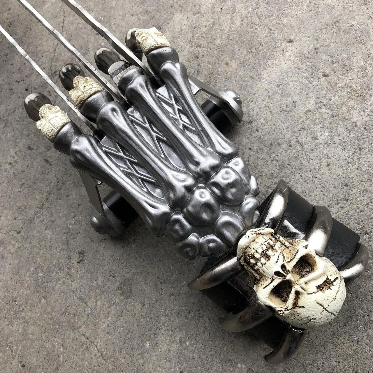 43 cm Wolverine Claw & Skull Skeleton Knife Dagger with Handle Fixed Blade 2