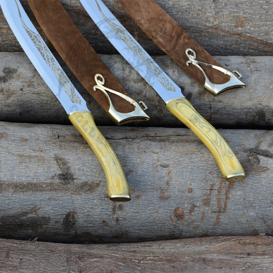 fighting knives of legolas