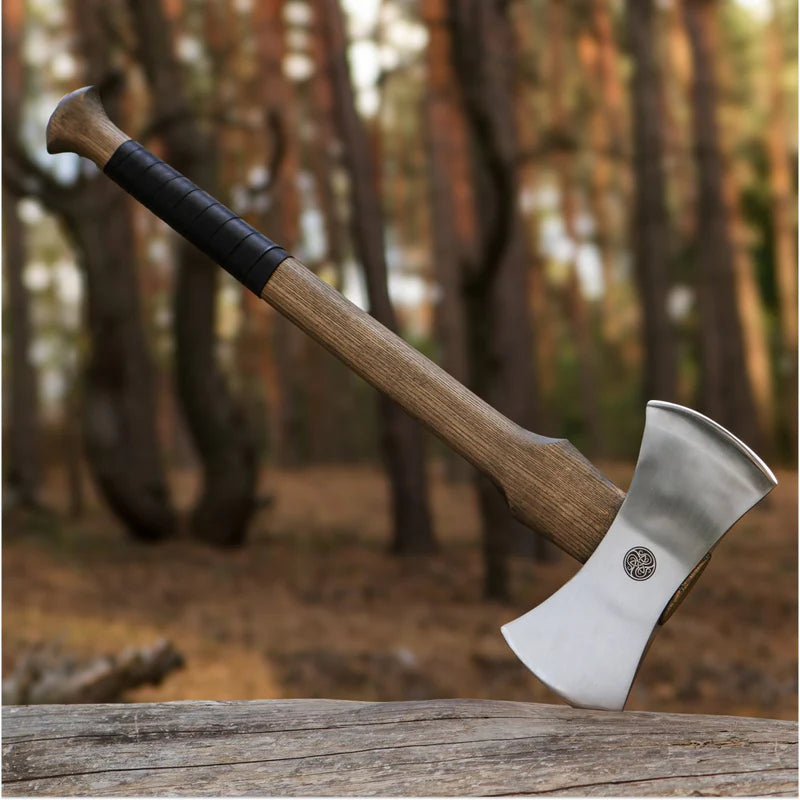 Functional double bit axe Vargstal 2