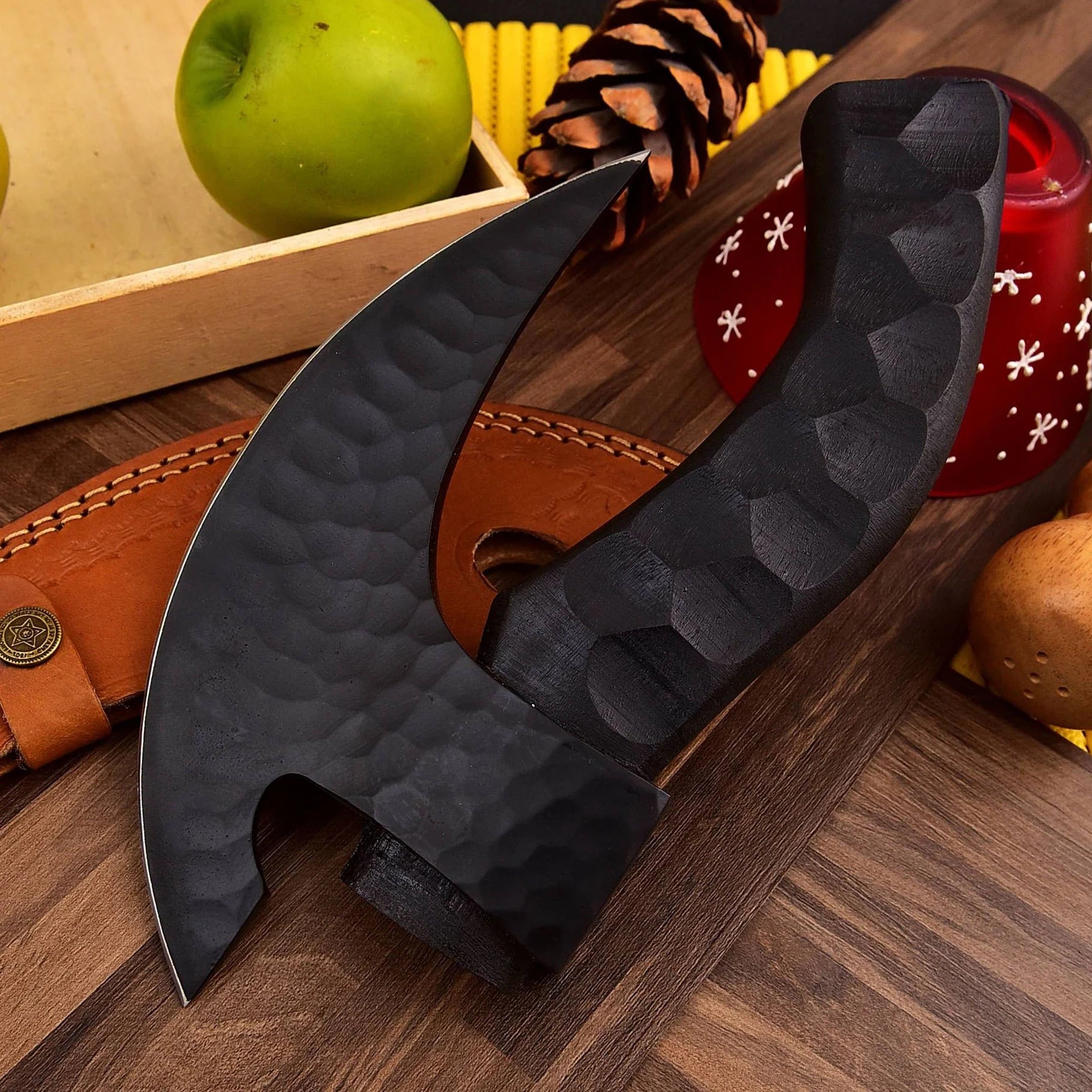 RA-293 Hand-Forged Black Cobra Viking Pizza Axe 4